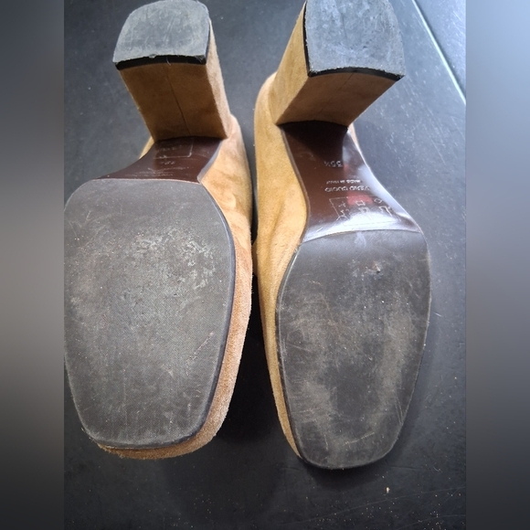 Barneys New York Tan Slip On Mules Size 6 (35.5) - Picture 10 of 11